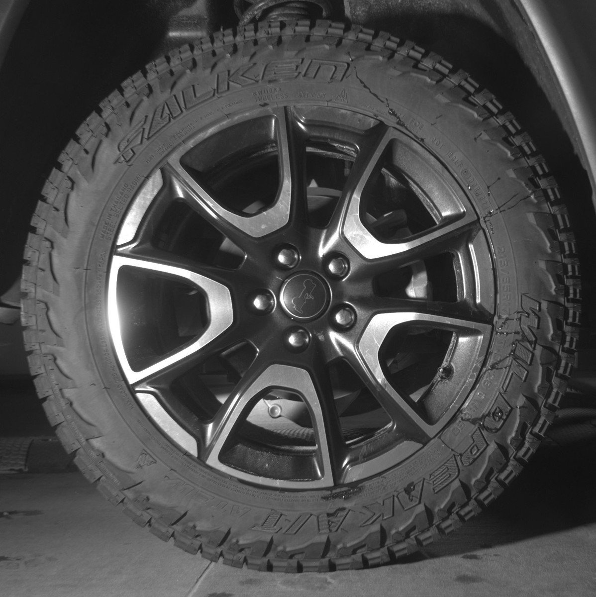 Used 2025 Jeep Compass Trailhawk image 15