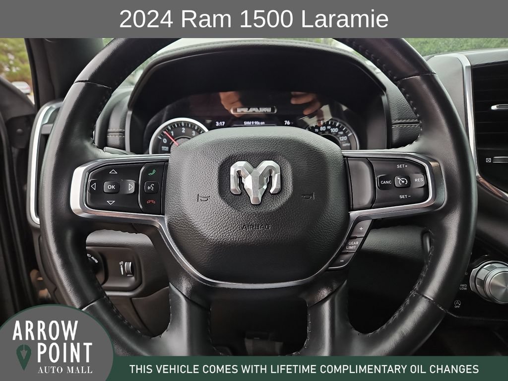 Used 2024 RAM 1500 Laramie AWD/4WD image 27