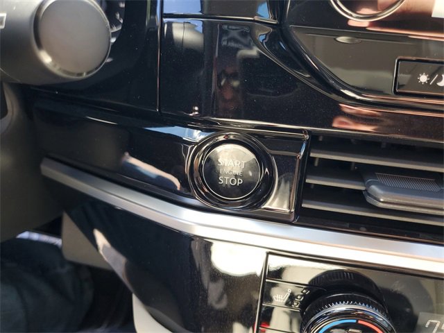 New 2025 Nissan Pathfinder SL image 22