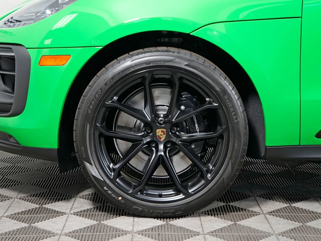 New 2026 Porsche Macan GTS AWD/4WD image 15