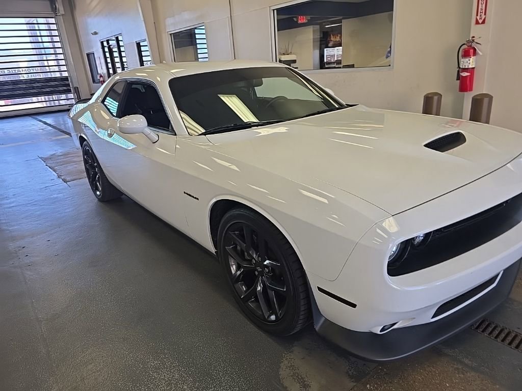 Used 2022 Dodge Challenger R/T w/ Driver Convenience Group image 1