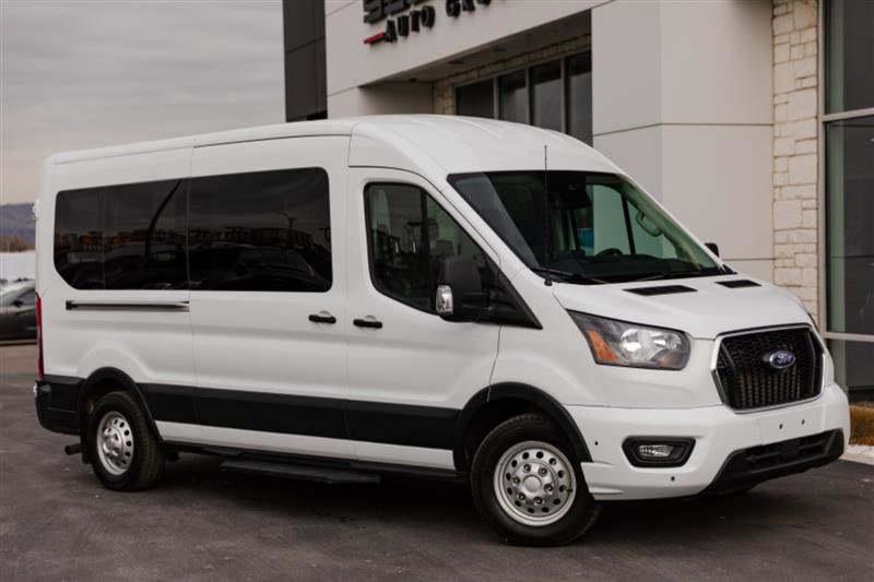 Used 2024 Ford Transit 350 XLT image 2