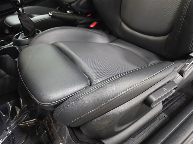 Used 2019 MINI Cooper S image 22