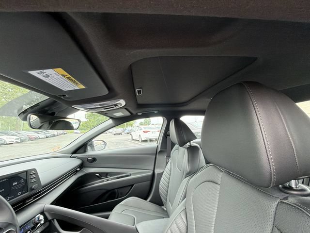New 2026 Hyundai Elantra SEL Sport FWD image 35