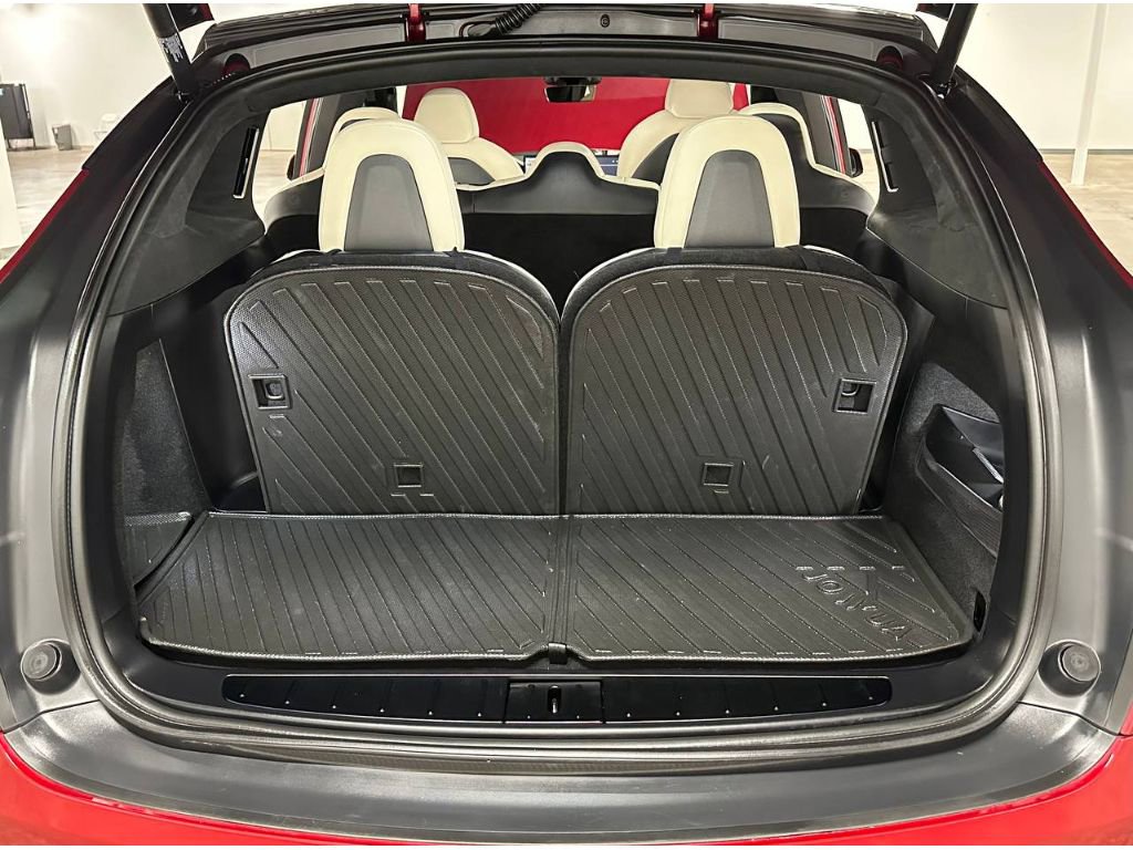 Used 2025 Tesla Model X AWD/4WD image 14