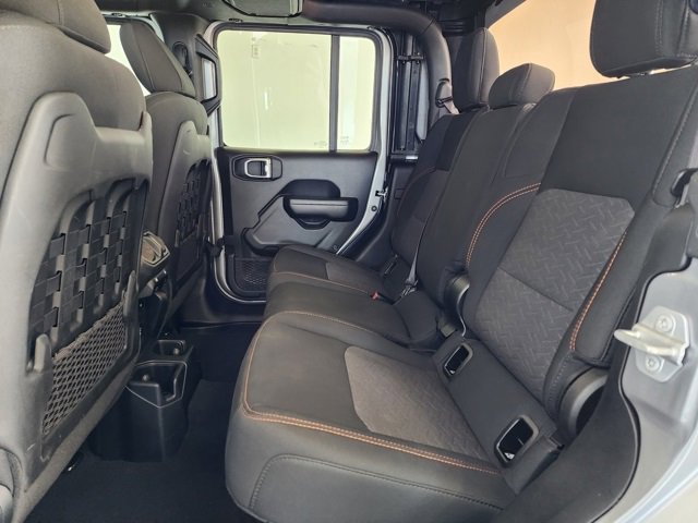 Used 2021 Jeep Gladiator Mojave w/ Cold Weather Group image 12