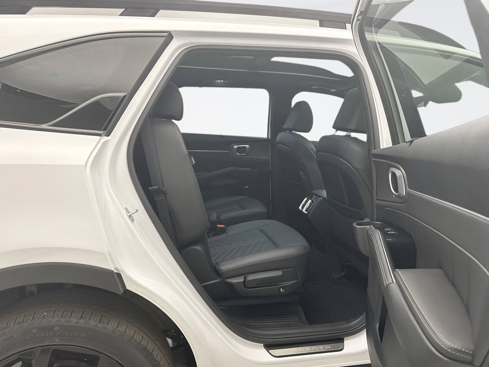 Used 2025 Kia Sorento SX Prestige AWD/4WD image 21