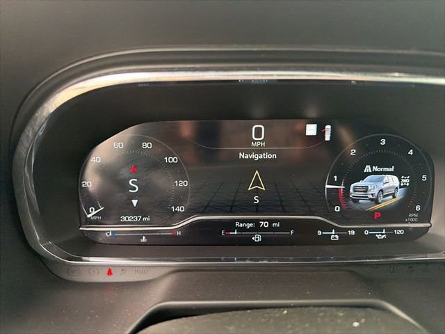 Used 2023 GMC Yukon XL SLT image 5