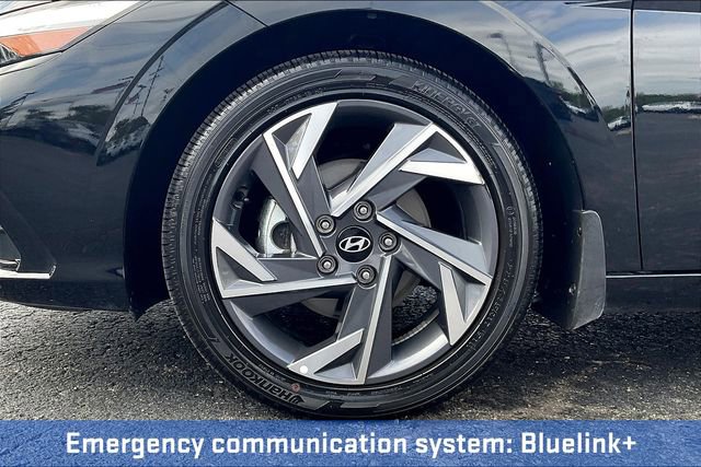 New 2025 Hyundai Elantra SEL image 14