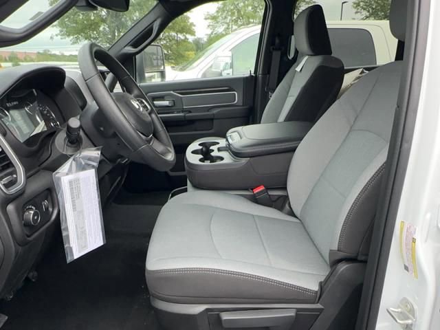 New 2023 RAM 4500 SLT w/ Quick Order Package 2YG SLT image 9