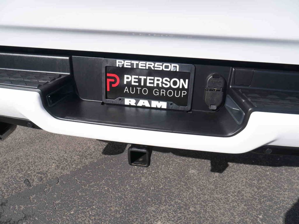 Used 2023 RAM 1500 Limited w/ Body-Colour Bumper Group image 10