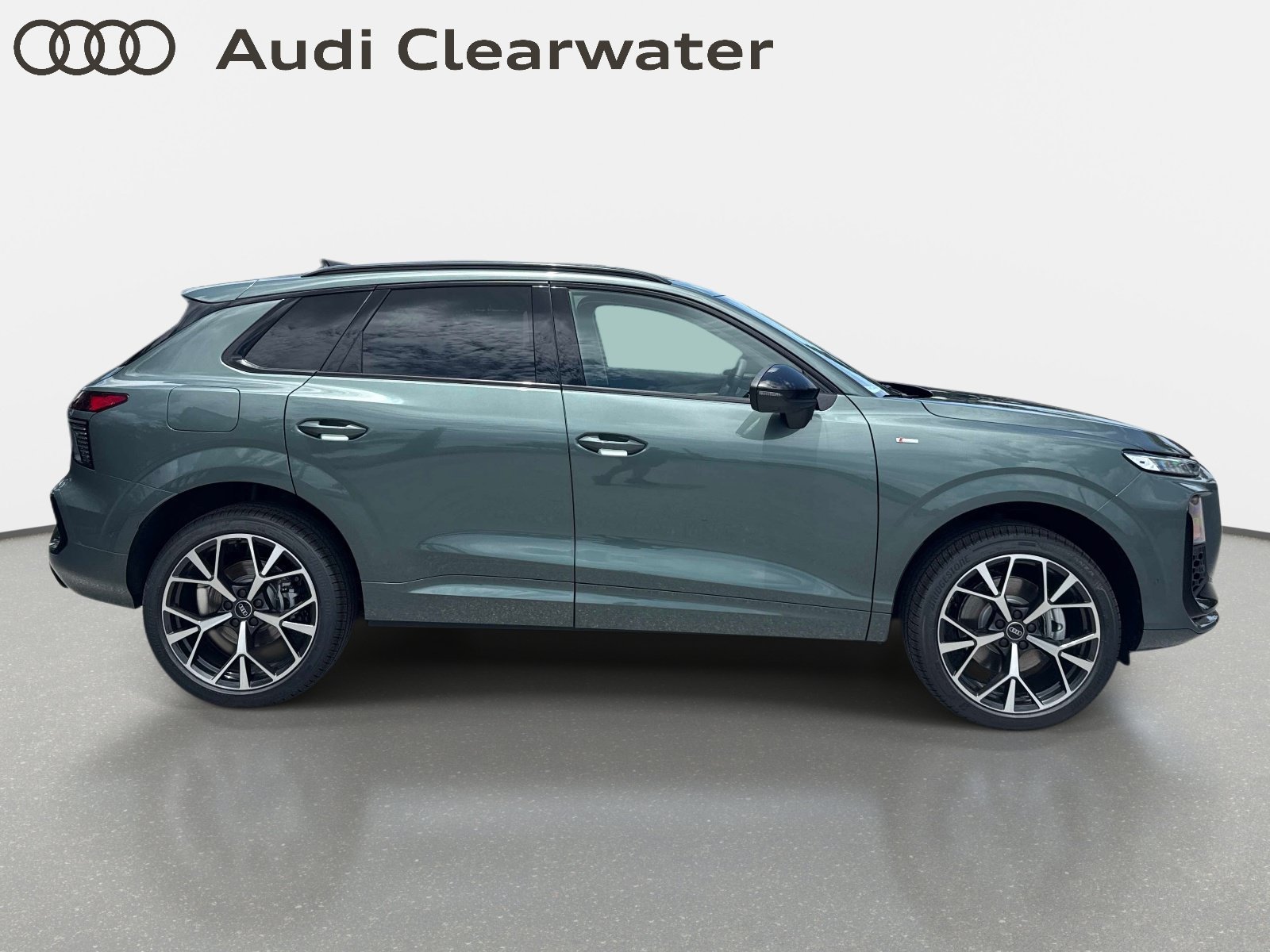 New 2026 Audi Q3 quattro 2.0T AWD/4WD image 5