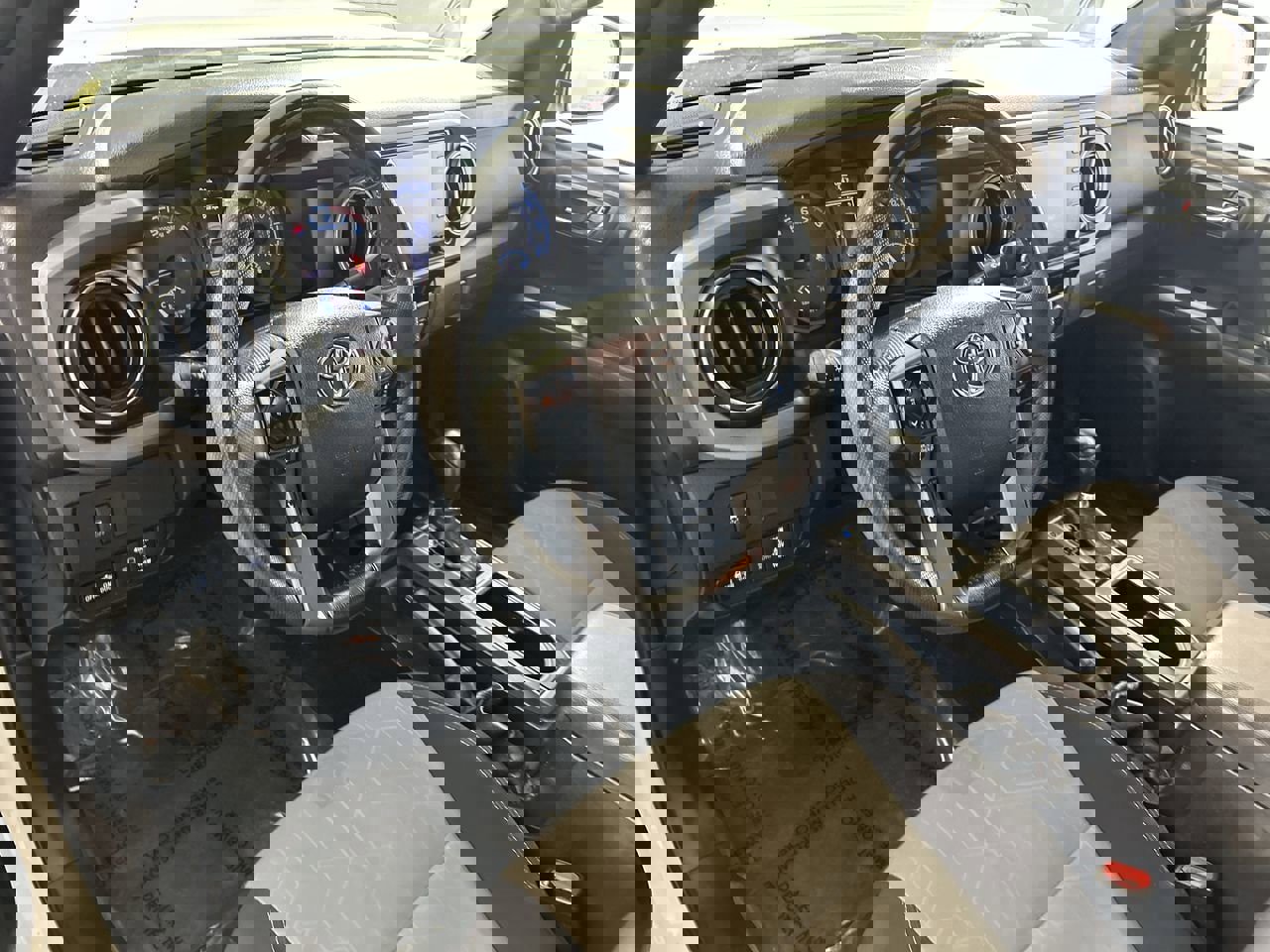 Used 2021 Toyota Tacoma TRD Off-Road w/ Technology Package image 11