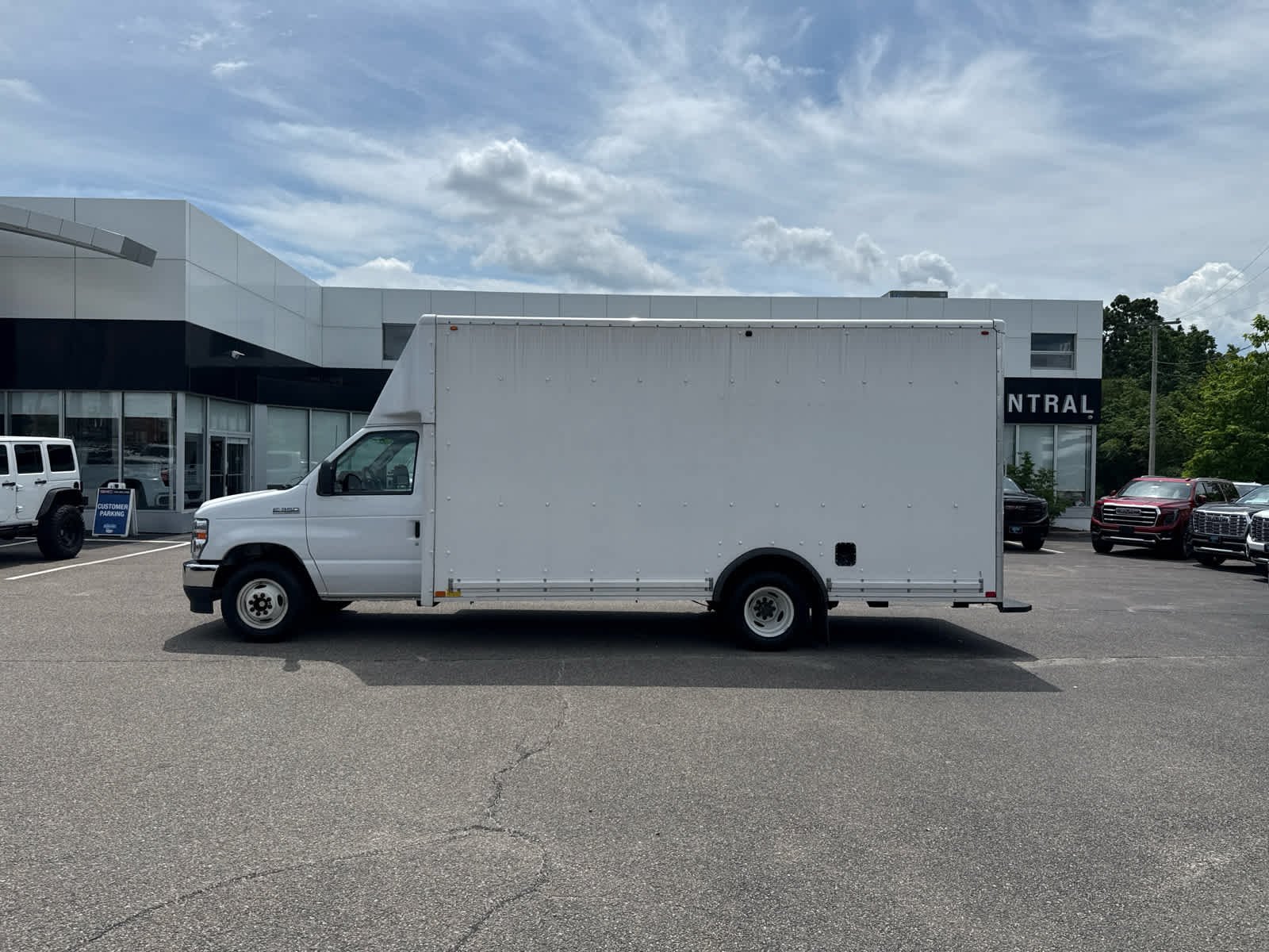 Used 2024 Ford E-350 and Econoline 350 Super Duty w/ Power Windows & Locks Group RWD image 2