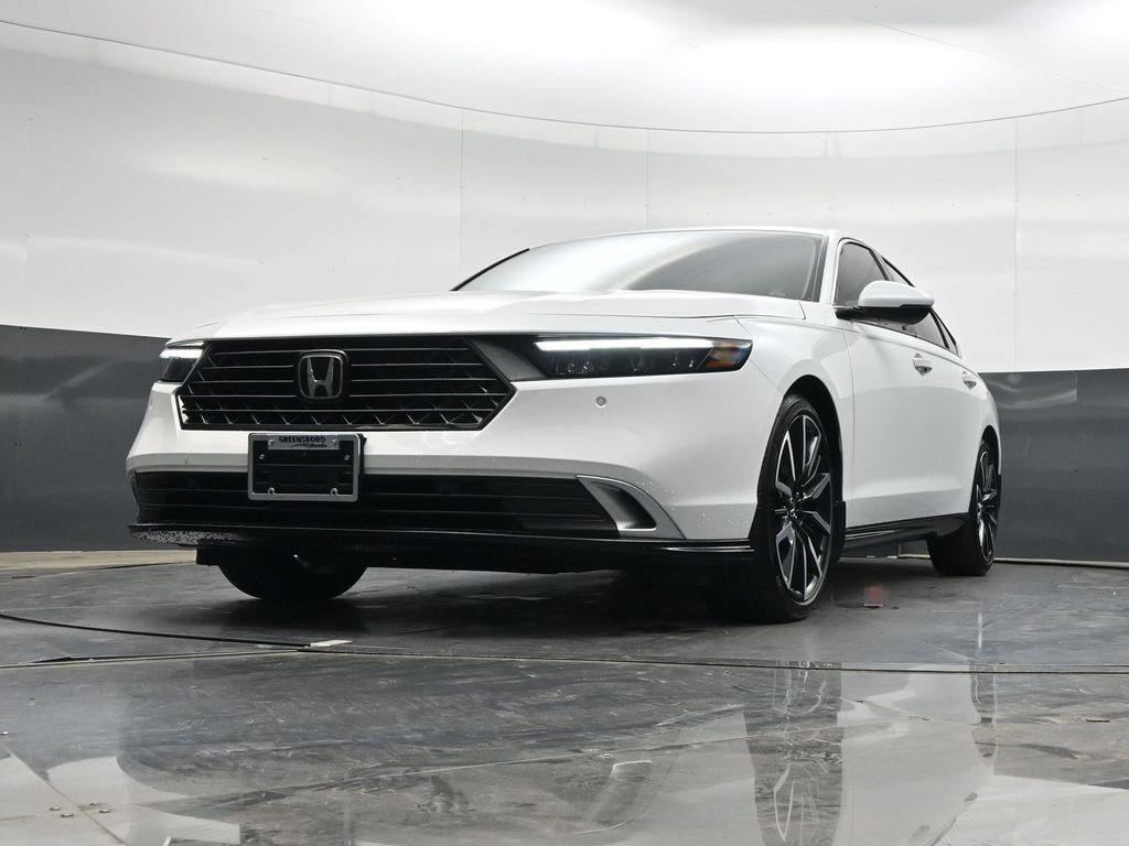 Used 2024 Honda Accord Touring image 27