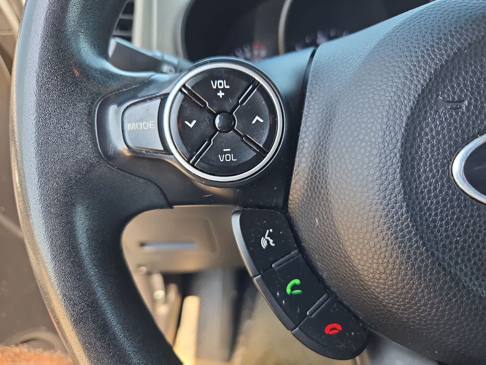 Used 2014 Kia Soul + w/ UVO w/Eservices Package FWD image 21