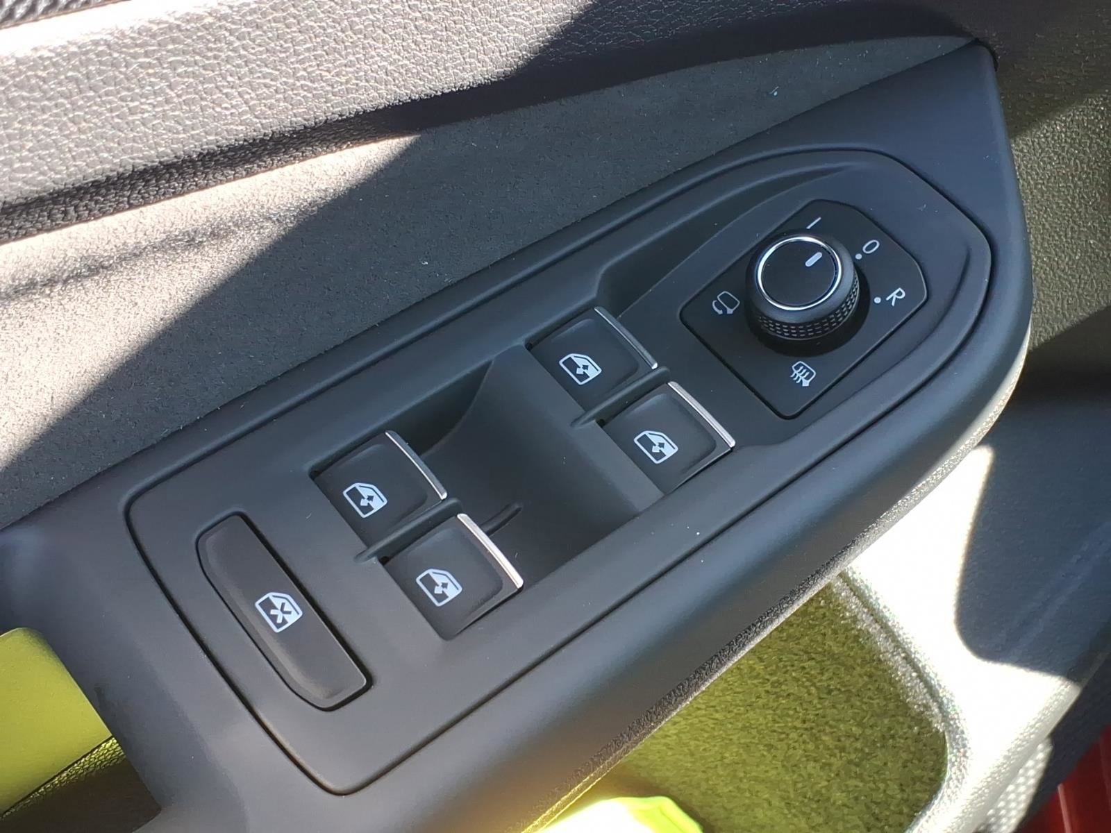 New 2026 Volkswagen GTI SE image 11