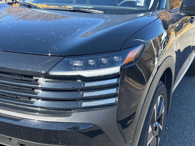 New 2026 Nissan Kicks SV w/ SV Premium Package AWD/4WD image 10