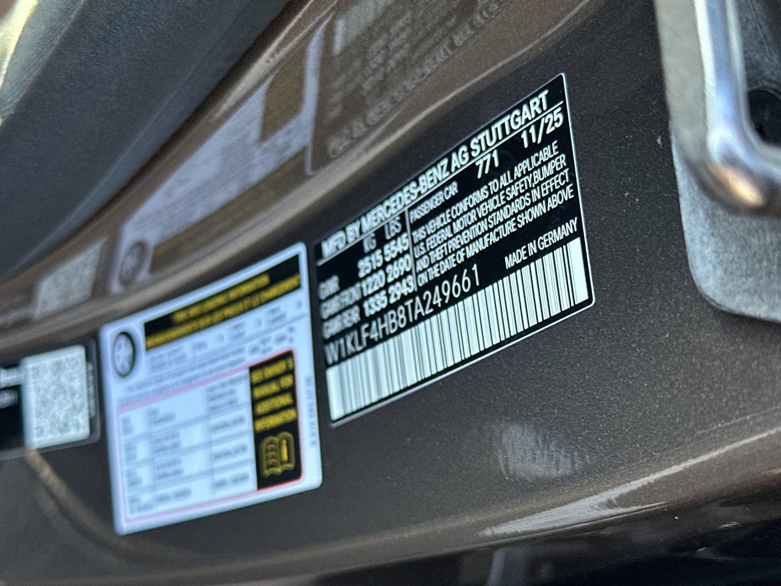 New 2026 Mercedes-Benz E 350 4MATIC Sedan image 26
