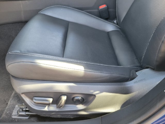 Used 2024 Toyota Prius XLE FWD image 19