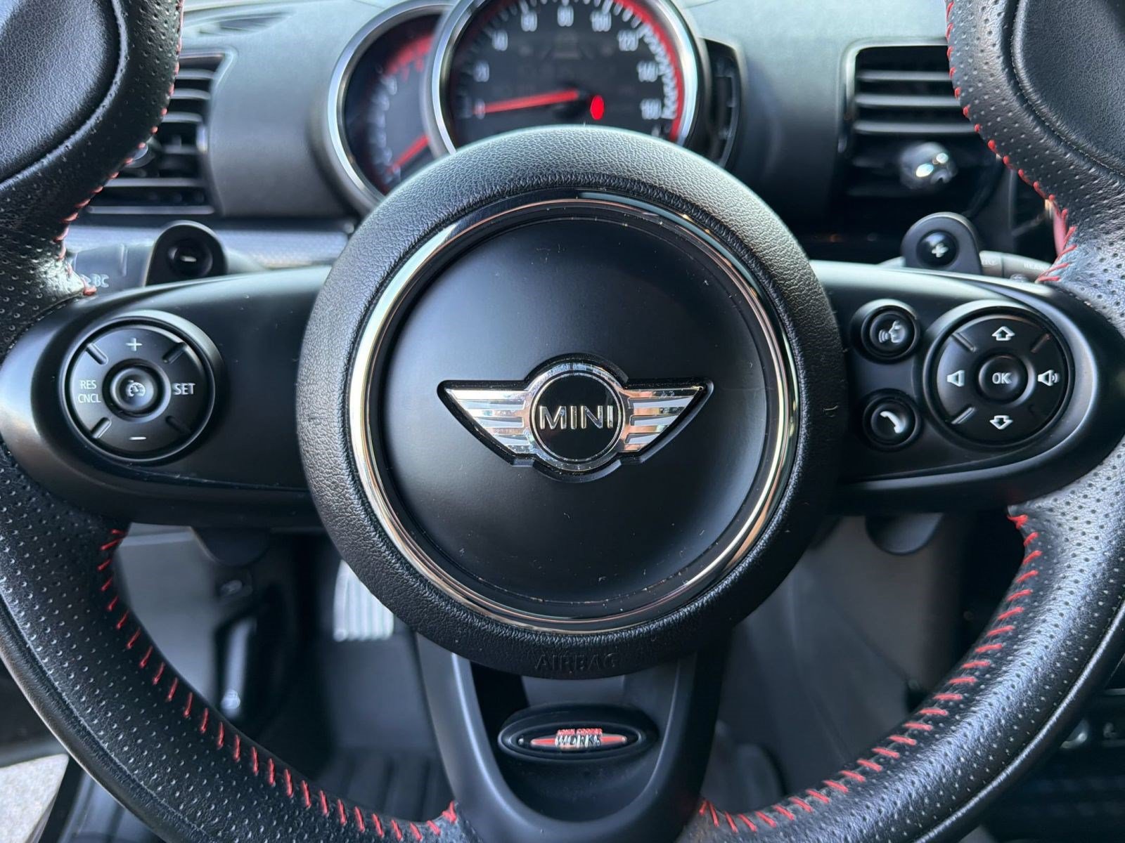 Used 2018 MINI Cooper Clubman John Cooper Works AWD/4WD image 11