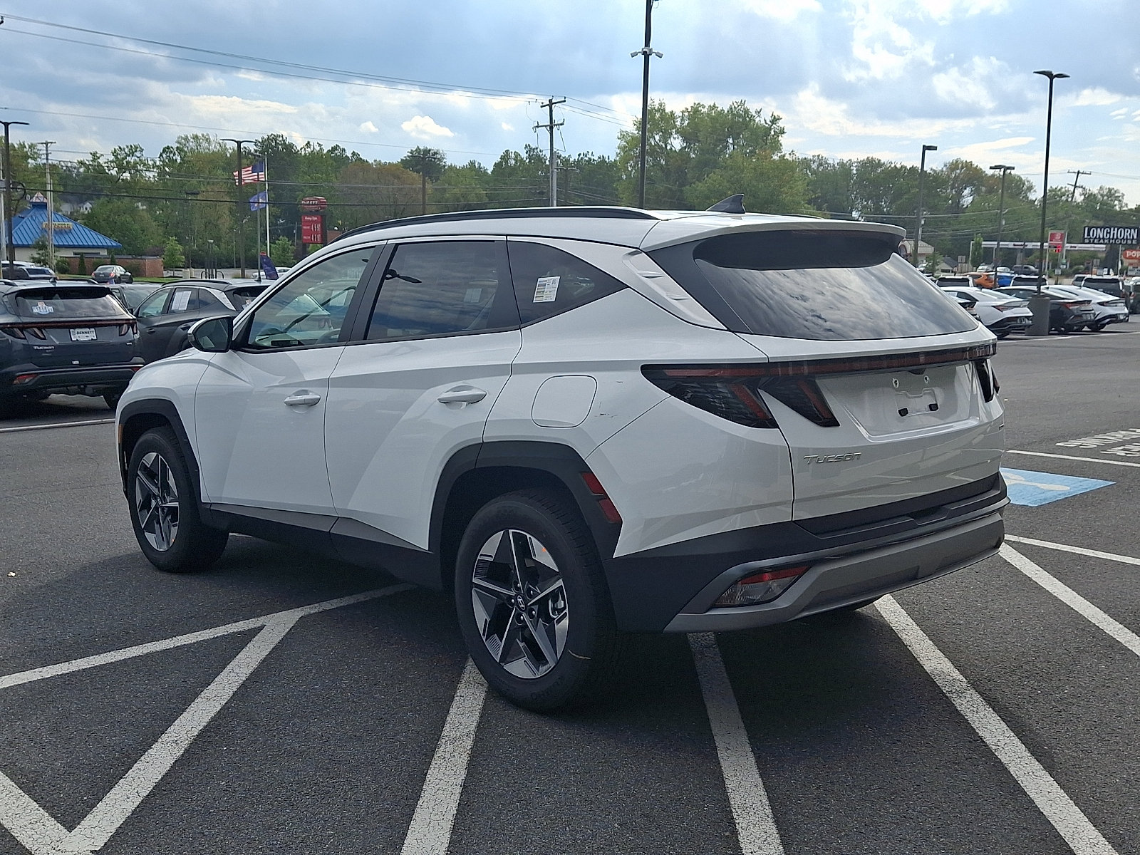 New 2026 Hyundai Tucson SEL AWD/4WD image 4