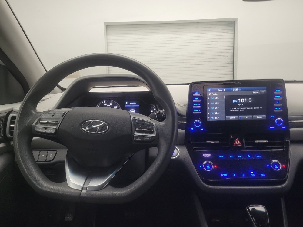 Used 2020 Hyundai Ioniq Blue FWD image 22