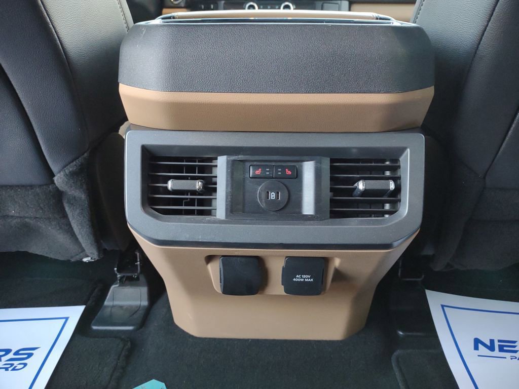 Used 2024 Ford F350 Lariat image 21