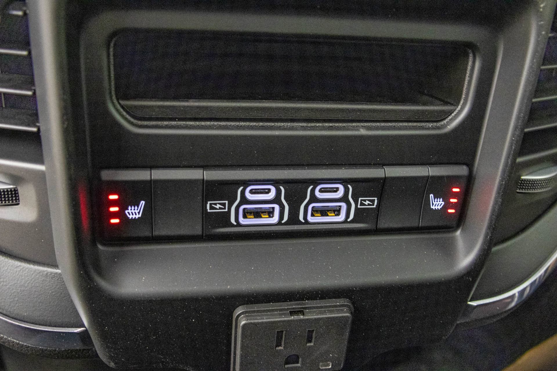 New 2026 RAM 3500 Laramie image 38