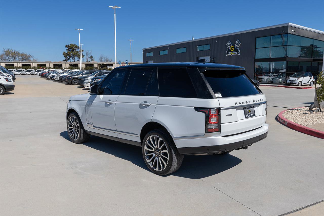 Used 2017 Land Rover Range Rover Autobiography image 3