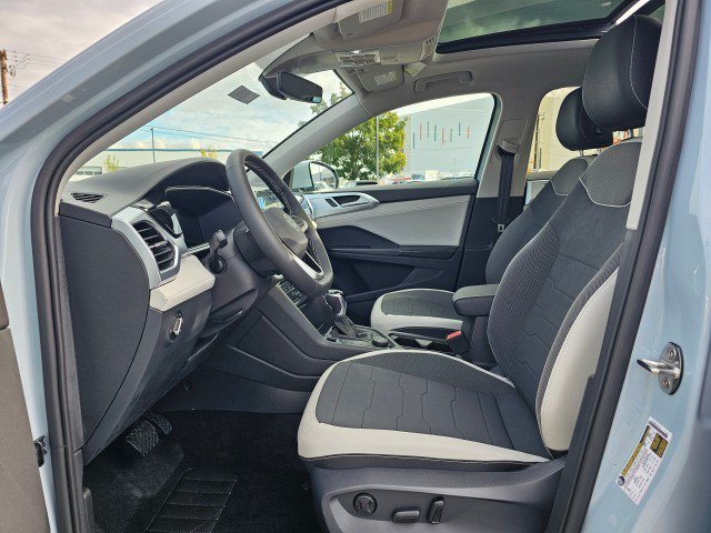 New 2027 Volkswagen Taos SE AWD/4WD image 26