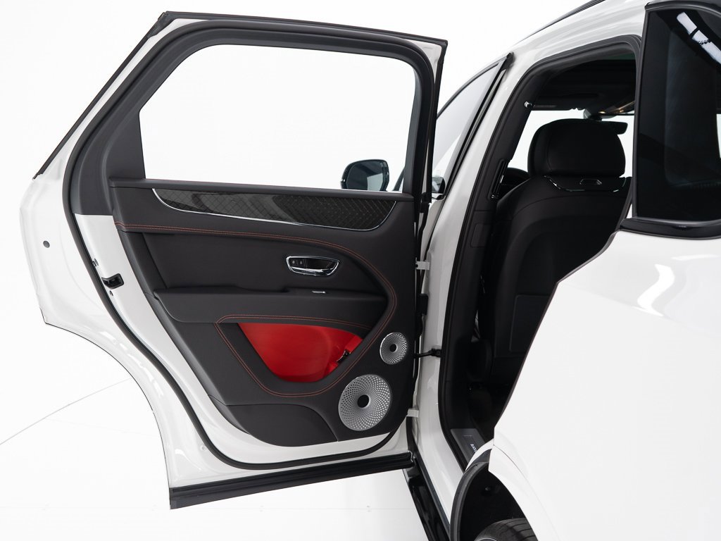 Certified 2025 Bentley Bentayga image 21