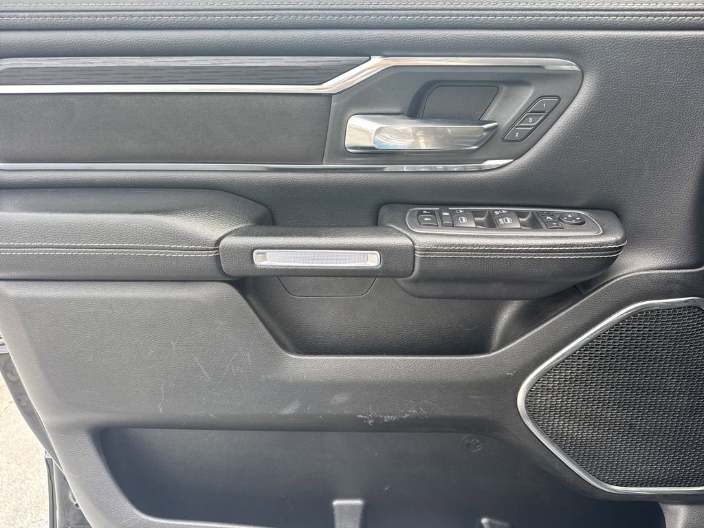 Used 2024 RAM 1500 Laramie RWD image 10