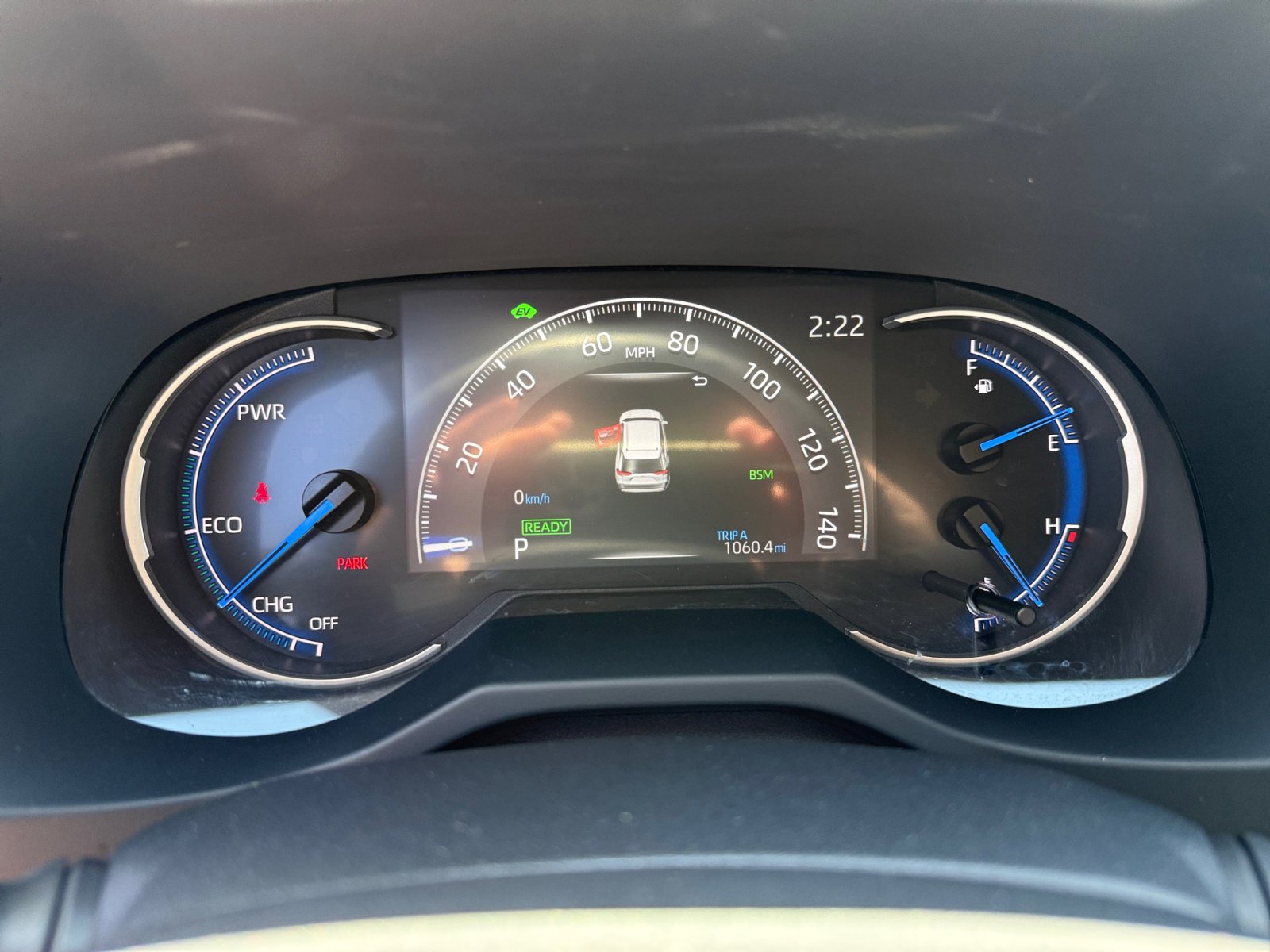 Used 2023 Toyota RAV4 LE AWD/4WD image 11