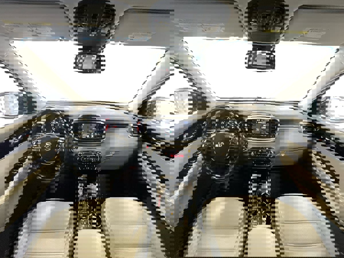 Used 2020 Kia Sorento SX image 17