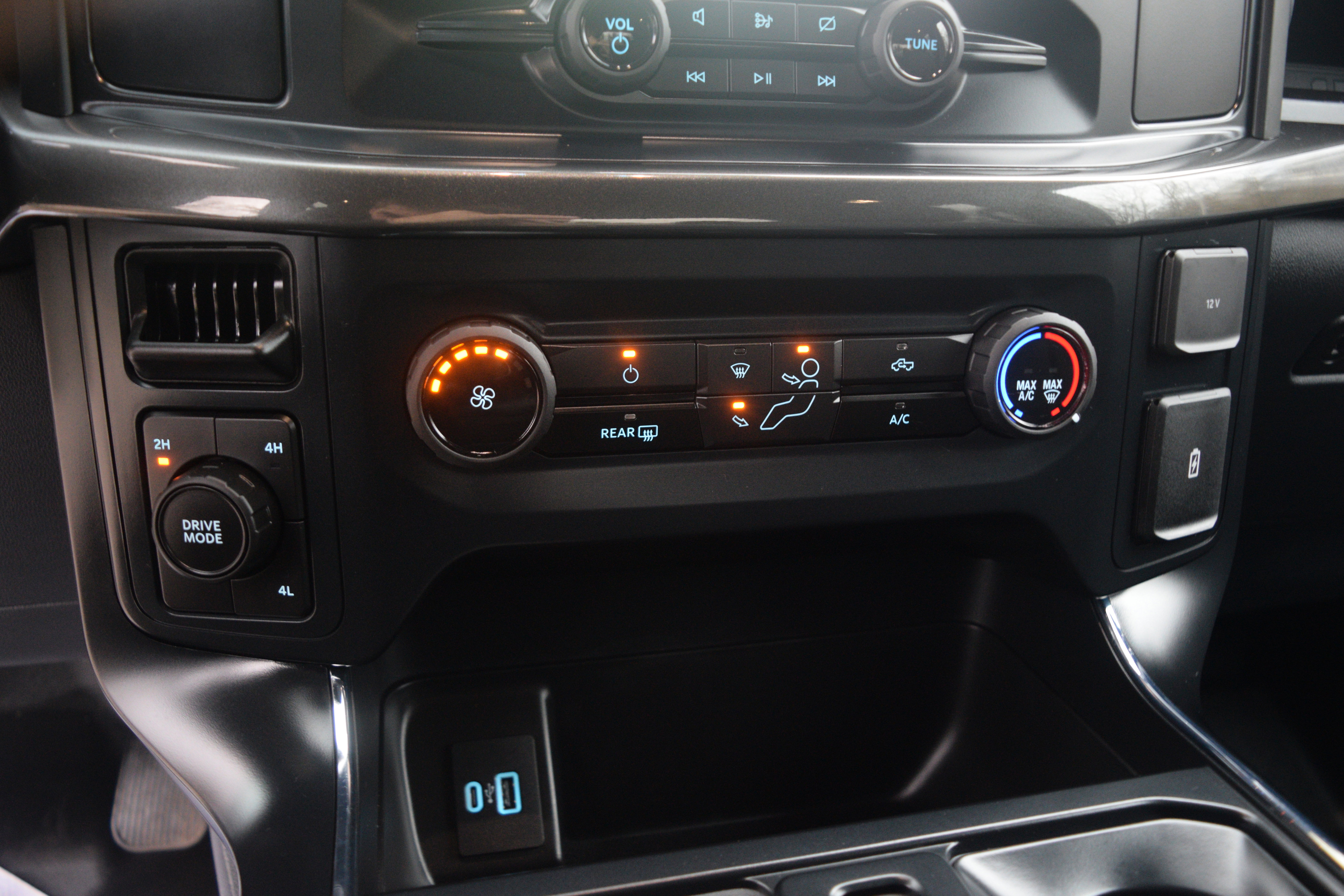 Used 2023 Ford F150 XL w/ STX Appearance Package image 11