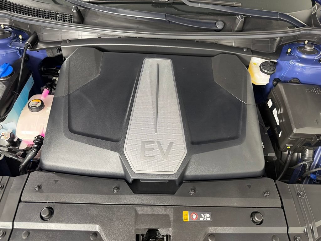 Used 2024 Kia EV6 Wind RWD image 24