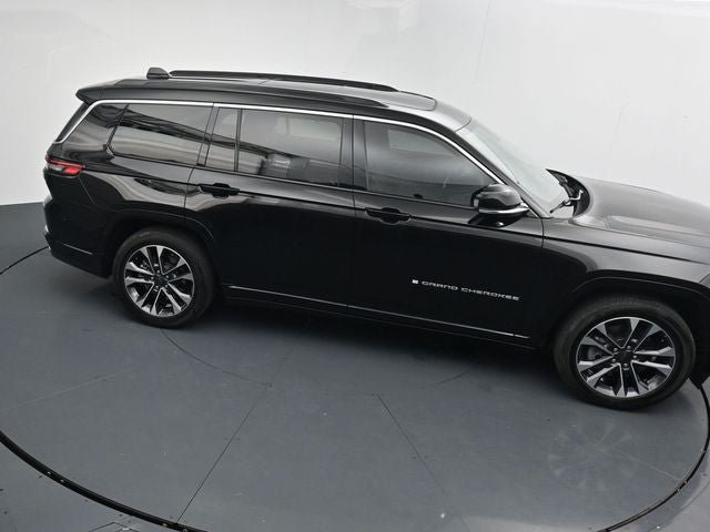 Used 2025 Jeep Grand Cherokee L Overland w/ Luxury Tech Group IV AWD/4WD image 33