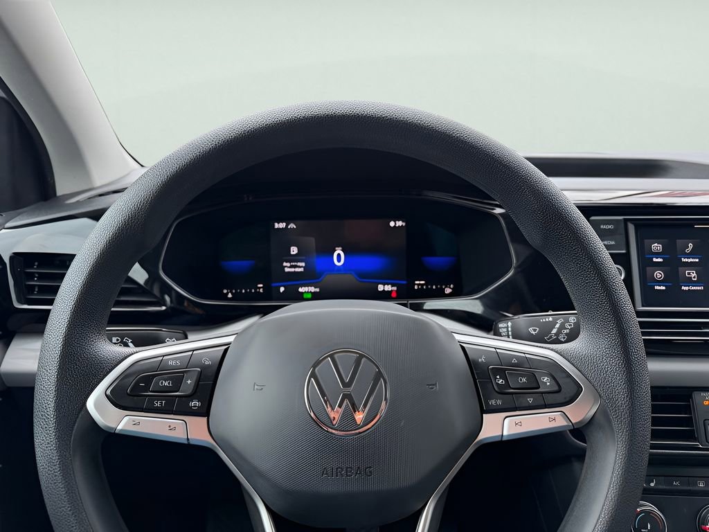 Used 2022 Volkswagen Taos S image 22