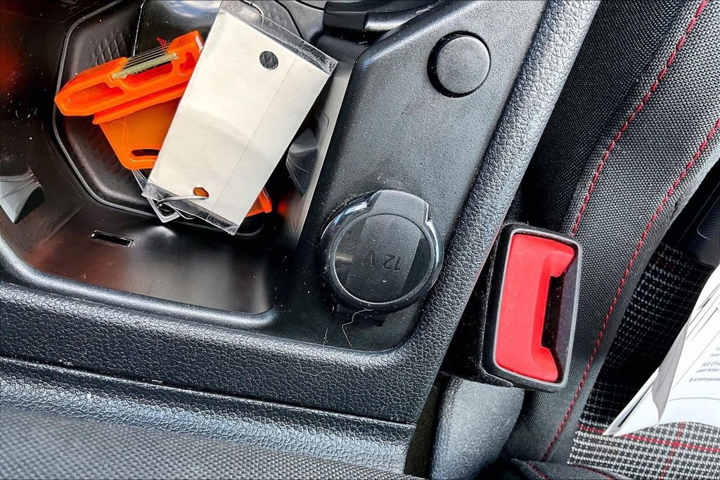 Used 2022 Volkswagen GTI S FWD image 32