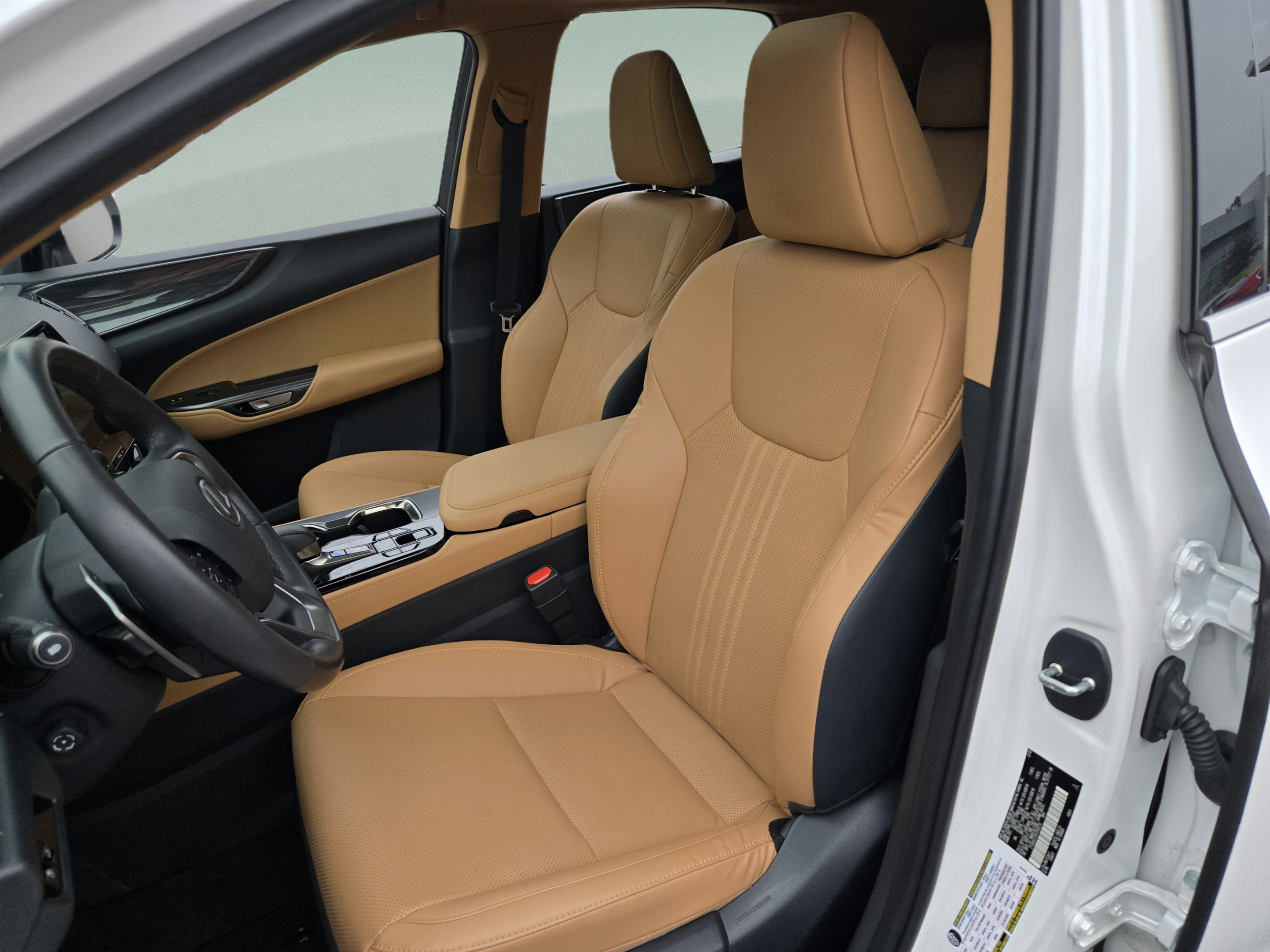 Certified 2025 Lexus NX 350 AWD w/ Premium Package image 12