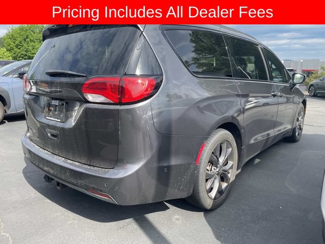 Used 2019 Chrysler Pacifica Touring-L Plus w/ Advanced Safetytec Group FWD image 8