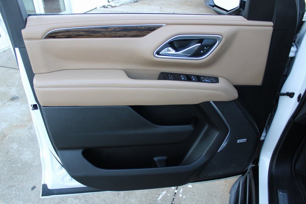 Used 2021 Chevrolet Tahoe Premier AWD/4WD image 7