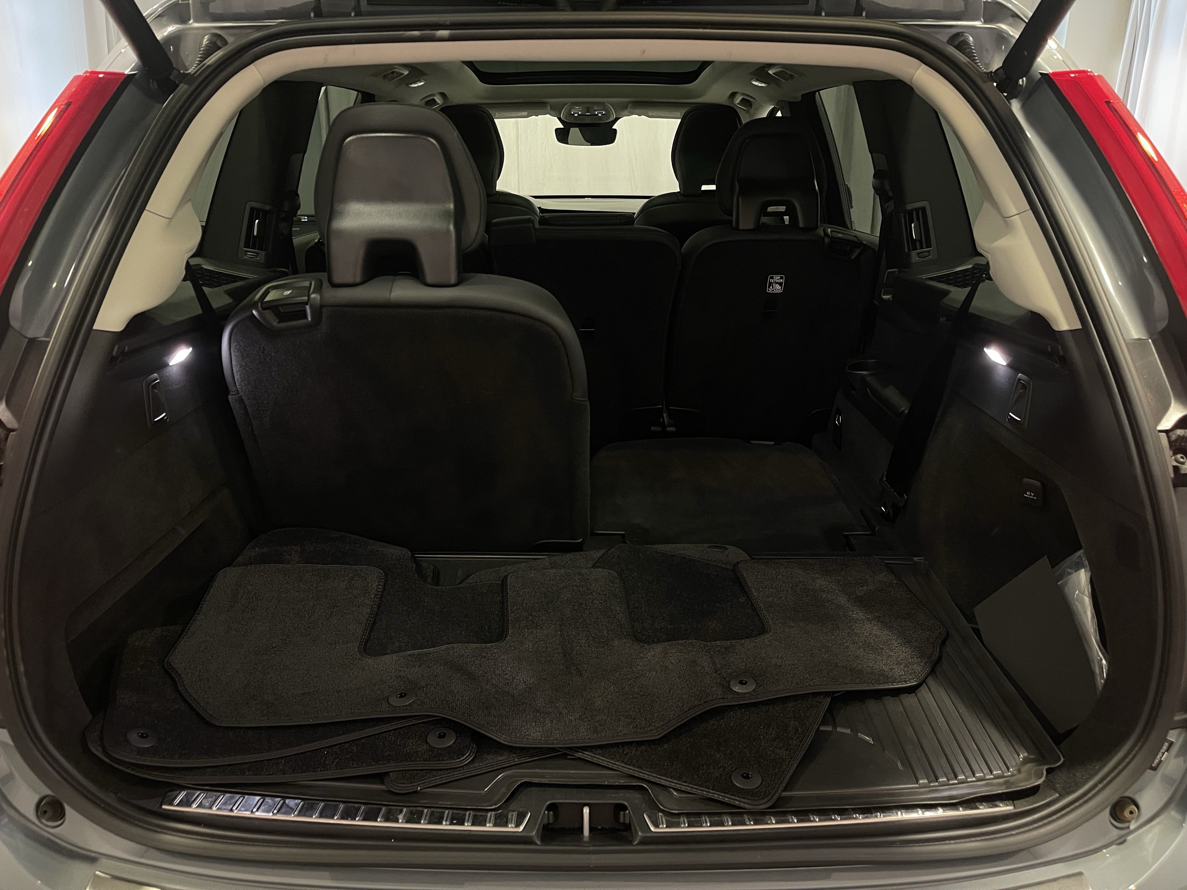 Used 2023 Volvo XC90 B6 Plus w/ Protection Package Premier AWD/4WD image 27
