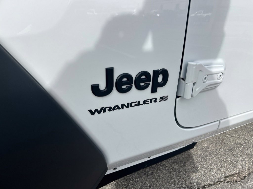 Used 2026 Jeep Wrangler Unlimited Sport AWD/4WD image 18