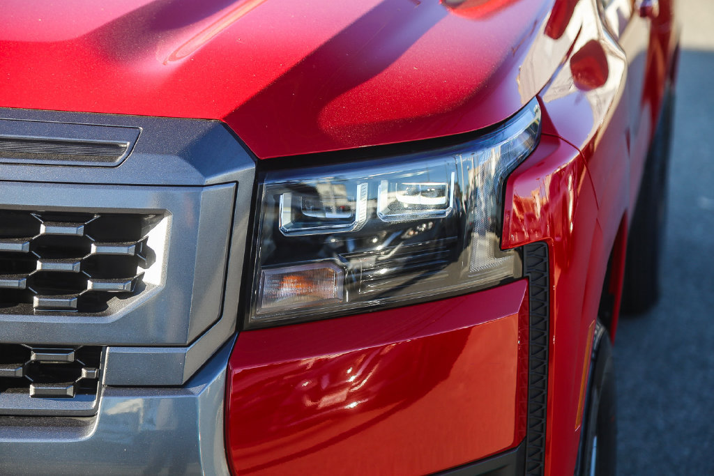 New 2026 Nissan Frontier SV w/ Tow Package RWD image 4