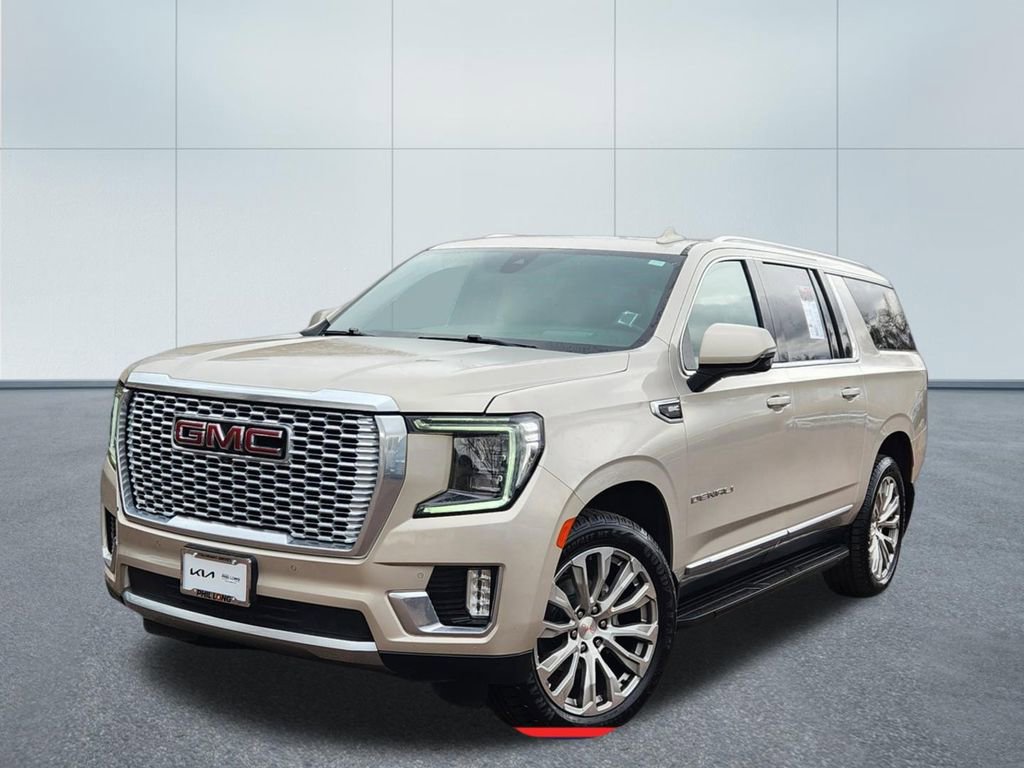 Used 2022 GMC Yukon XL Denali image 1