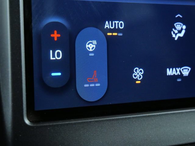 Certified 2024 Ford Edge Titanium AWD/4WD image 23
