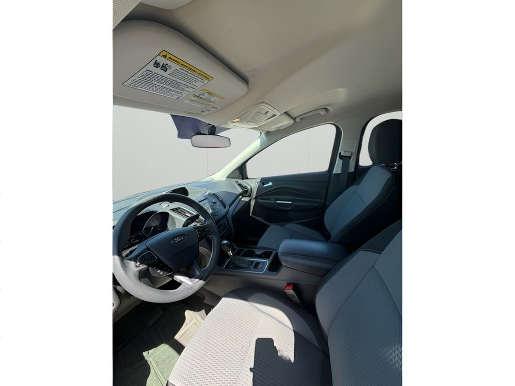 Used 2017 Ford Escape SE AWD/4WD image 8