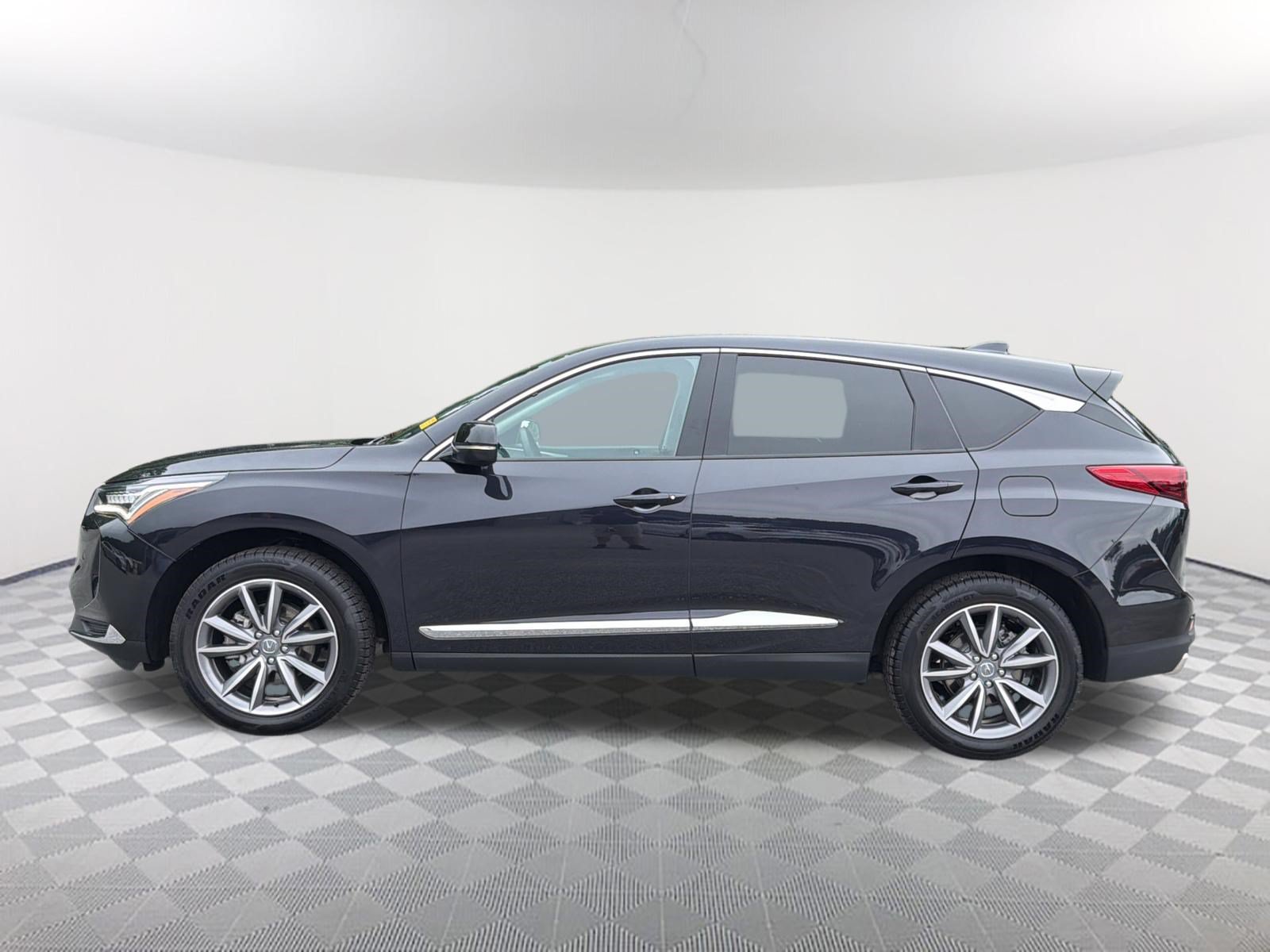 Used 2023 Acura RDX FWD w/ Technology Package image 2